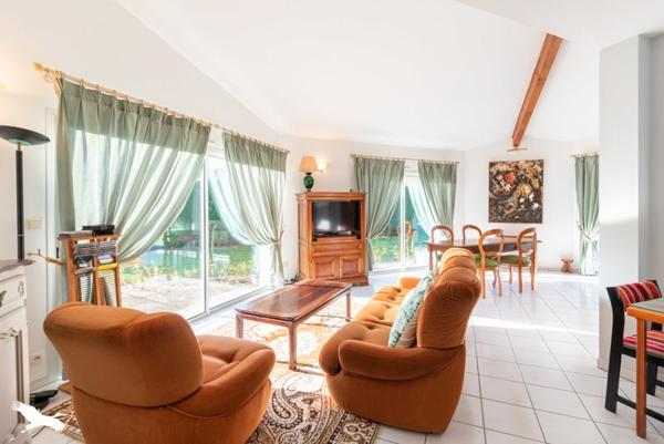 Maison à vendre |  Aire-sur-l'Adour |  6 pièces | 156 m²