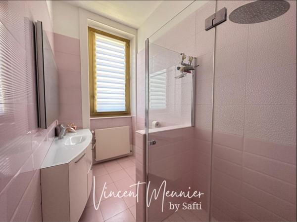 Maison de maître et son parc aux portes de Lyon !