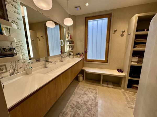 Appartement à vendre 4 pièces PARIS 16ème et BOULOGNE (92)