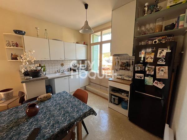 Immeuble Ceret 10 pièce(s)