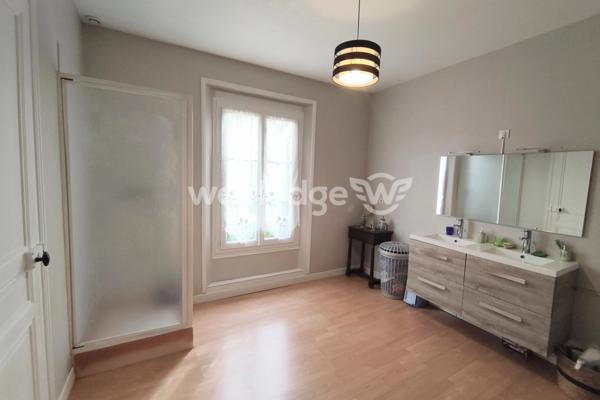 Maison à vendre 5 pièces de 110 m² à Saint-Rémy-sur-Avre