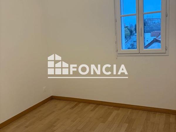 Location Appartement 2 pièces 32.31 m² - 16 RUE DU GENERAL DE GAULLE Chennevieres Sur Marne 94430