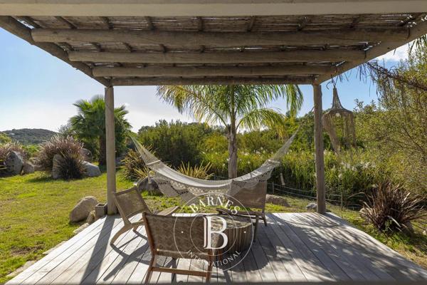 Sainte-Lucie-de-Porto-Vecchio, Villa 5 Chambres -  254 m² à vendre