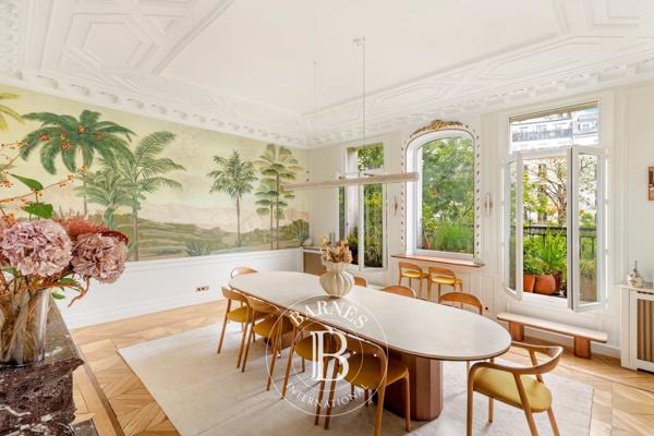 Paris 9ème, Appartement 3 Chambres -  163 m² à vendre