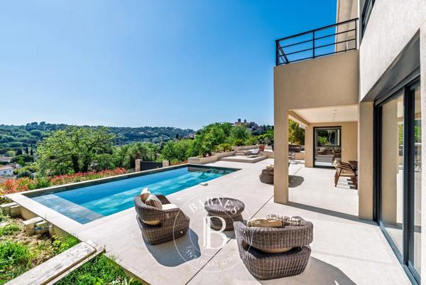 Biot, Villa 4 Chambres -  220 m² à vendre
