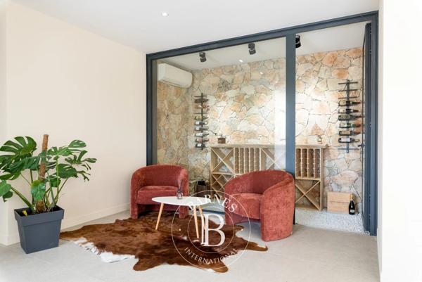 Biot, Villa 4 Chambres -  220 m² à vendre