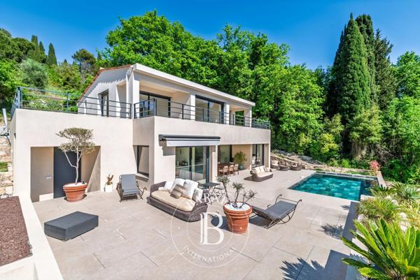 Biot, Villa 4 Chambres -  220 m² à vendre