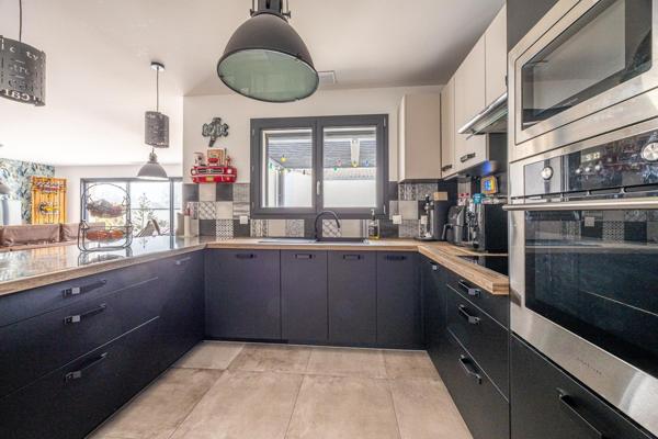 SUPERBE MAISON DE PLAIN PIED 4CH  AVEC GARAGE