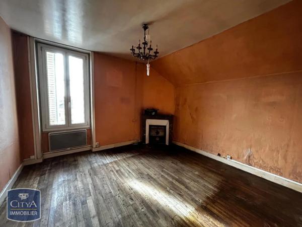 Immeuble à vendre 102m²