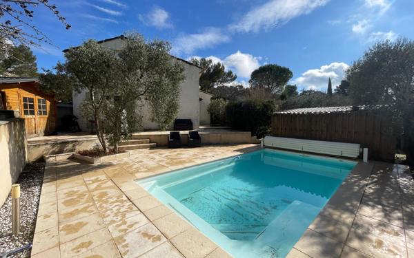 Maison à vendre    5 pièces •  Villeneuve-lès-Avignon