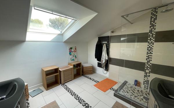 Maison à vendre    5 pièces •  Villeneuve-lès-Avignon