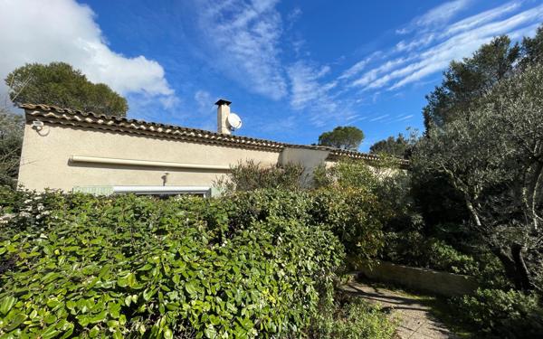 Maison à vendre    5 pièces •  Villeneuve-lès-Avignon