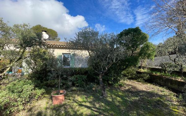 Maison à vendre    5 pièces •  Villeneuve-lès-Avignon