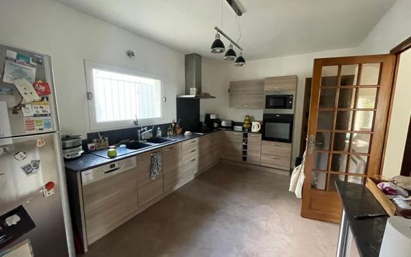 Maison à vendre    5 pièces •  Villeneuve-lès-Avignon