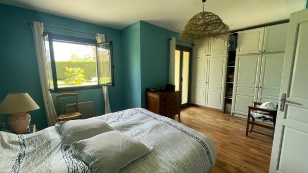 Maison à vendre    6 pièces •  Mios