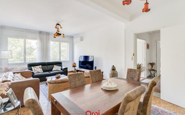 Appartement à vendre    4 pièces • 110 m2 Marseille 8