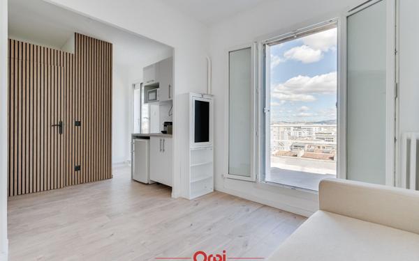 Appartement à vendre    4 pièces • 110 m2 Marseille 8