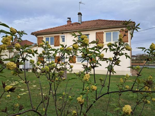 Proche tous commerces, tranquillité