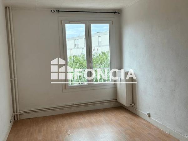 Location Appartement 4 pièces 67.54 m² - 17 AVENUE DES ILAIRES Le Lavandou 83980