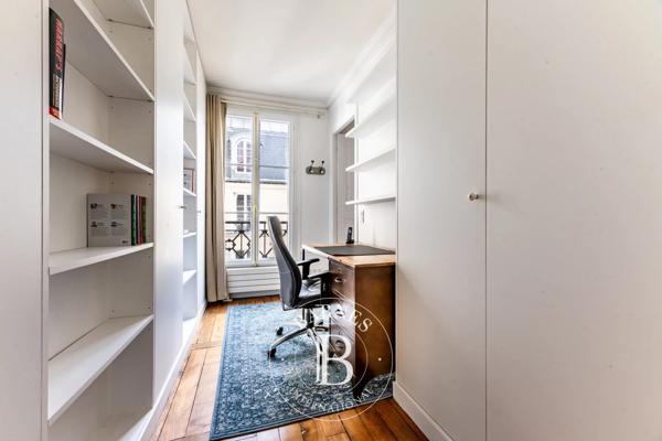 Paris 8ème, Appartement 2 Chambres -  74 m² à vendre