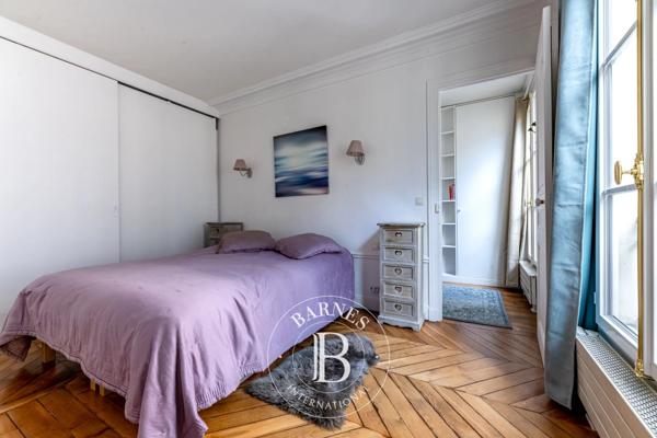 Paris 8ème, Appartement 2 Chambres -  74 m² à vendre
