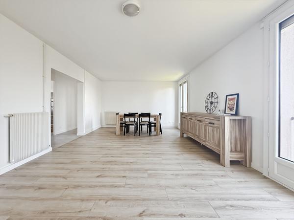 EXCLUSIVITE: Appartement Pessac T5 (82m2 + Cave ) refais à neuf
