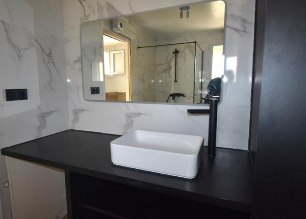 Maison avec jardin et annexe