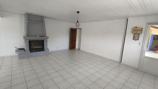 Maison avec jardin et annexe