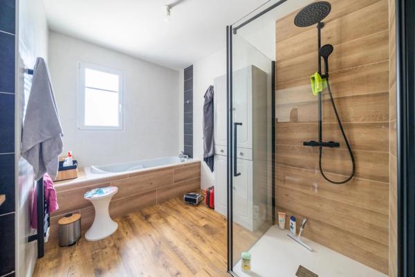 Maison 4 pièce(s) 3 chambre(s) 108.01 m²