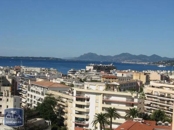 Appartement à louer 2 pièces 44.26m² Antibes (06160)