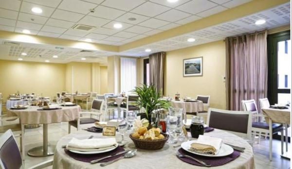 INVESTISSEMENT LOCATIF  SEICHEBRIERES - Résidence Ehpad le Relais de la Vallée - 7.79%  de rentabilité.