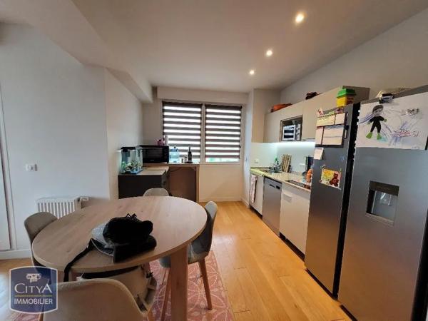 Appartement à louer 3 pièces 77.58m²