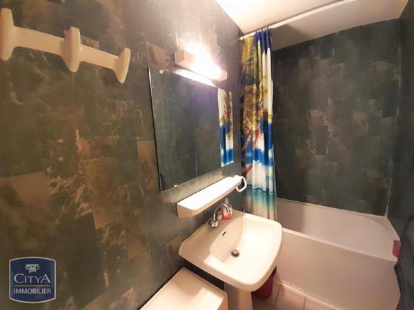 Appartement à louer 1 pièce 24.59m²