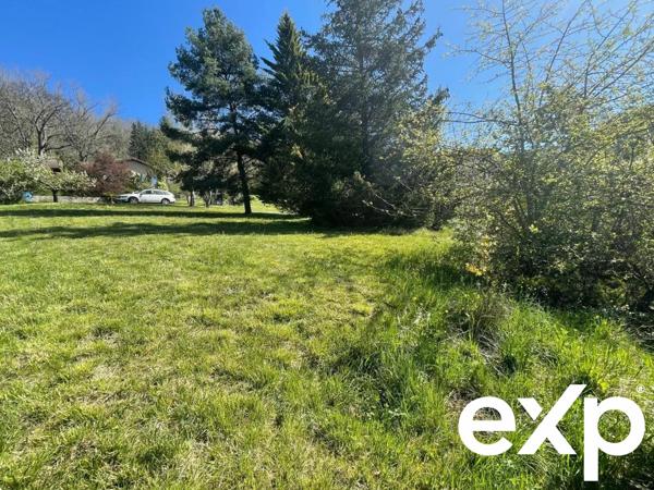 Terrain - 712m² vue dégagée - Sur les hauteurs d'Amberieu-en-Bugey