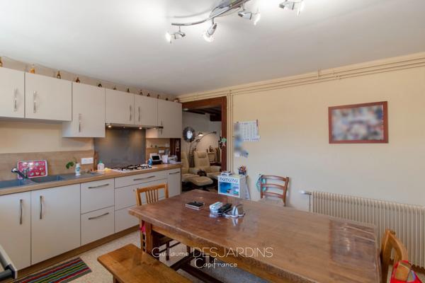 Maison 9 pièces, 6 chambres proche de VIMOUTIERS (61)