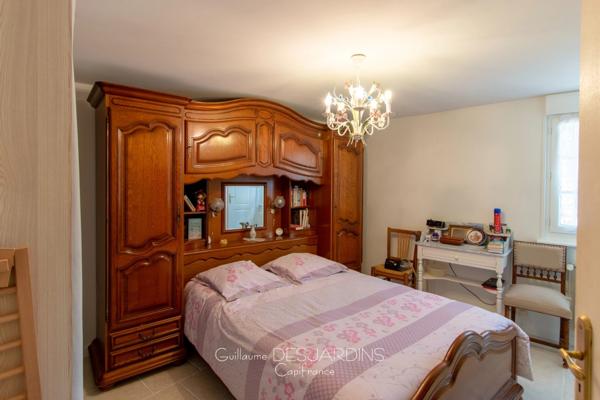 Maison 9 pièces, 6 chambres proche de VIMOUTIERS (61)