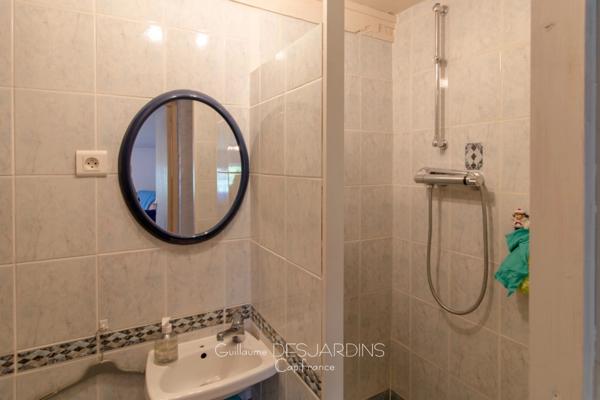 Maison 9 pièces, 6 chambres proche de VIMOUTIERS (61)