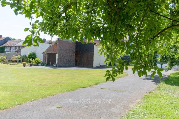 Maison 9 pièces, 6 chambres proche de VIMOUTIERS (61)