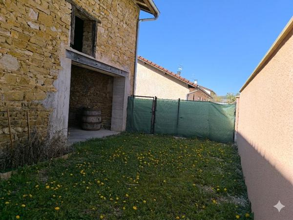 Maison familiale avec dépendances et possibilités d’extension