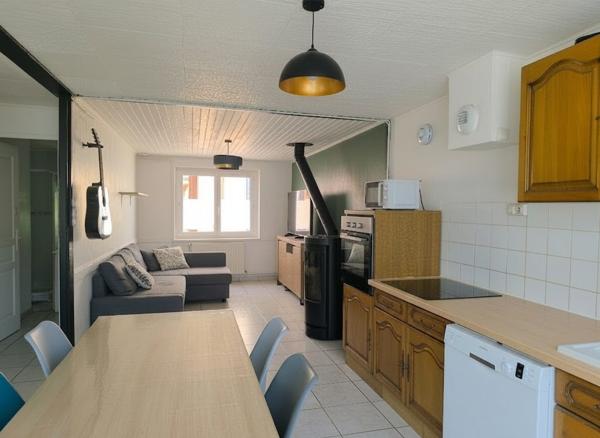 Maison familiale avec dépendances et possibilités d’extension