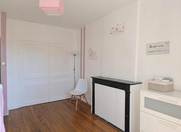 Maison familiale avec dépendances et possibilités d’extension