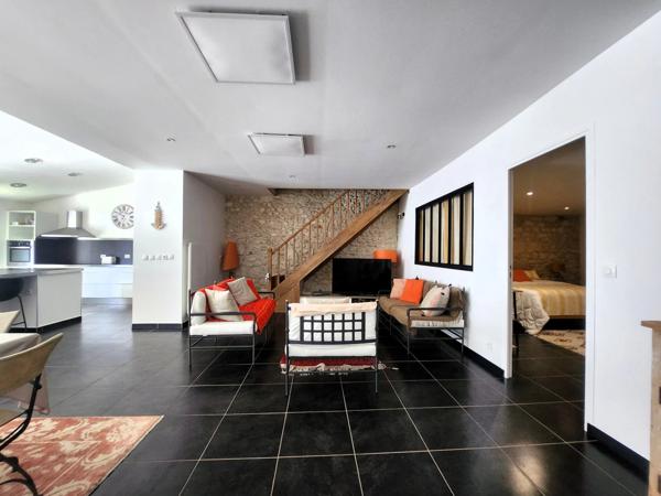 Authentique Maison de Village Rénovée