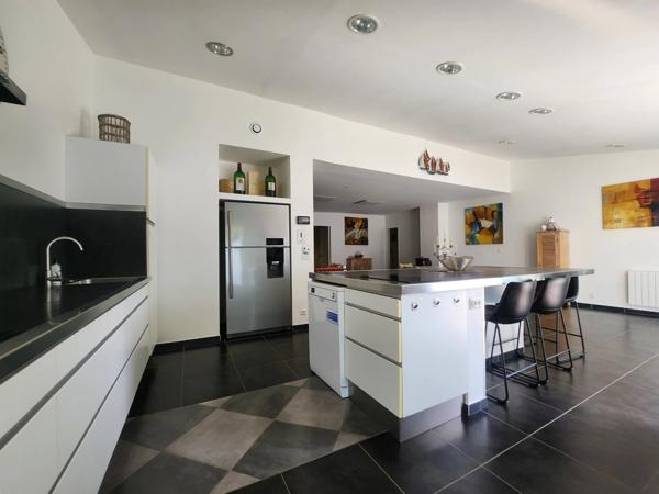 Authentique Maison de Village Rénovée