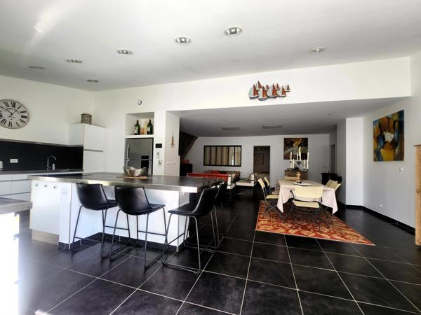 Authentique Maison de Village Rénovée