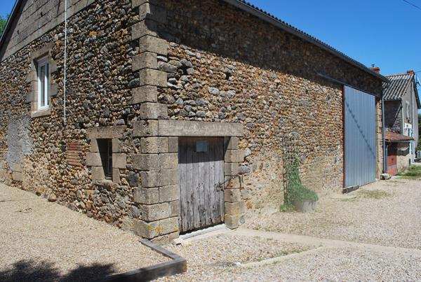 Maison à vendre à Lathus-Saint-Rémy (86390) - Vienne