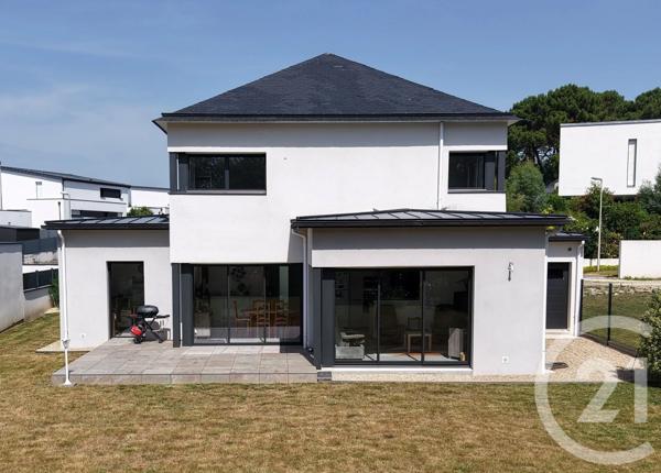 Maison à vendre  5 pièces - 125,83 m 2   VANNES  - 56