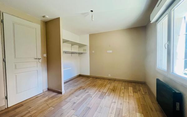 Appartement à vendre    4 pièces • 77 m2 Nîmes