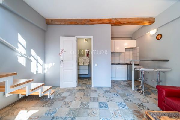Propriété d'exception aux portes de Lourmarin – Élégant domaine de caractère au cœur du Luberon