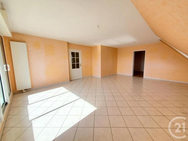 Appartement F3 à vendre  3 pièces - 83,50 m 2   VANNES  - 56