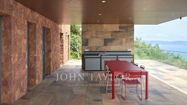 Splendide villa contemporaine